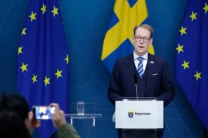 Sweden summons Russian envoy over NATO membership threats