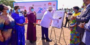 Museveni Applauds China's Tech Giant Huawei For Advancing Uganda's Technology Journey